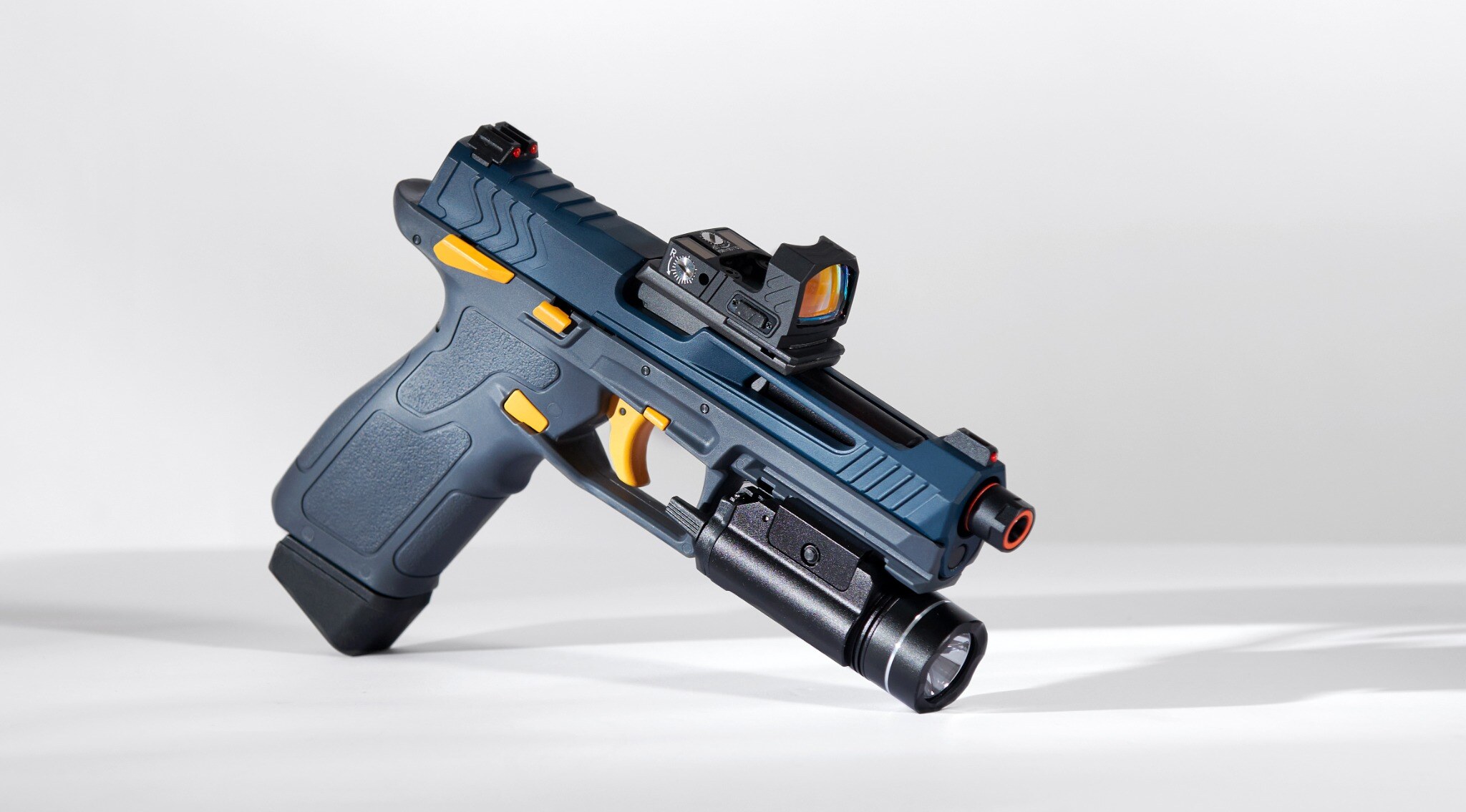 Airsoft replica product photograph 6