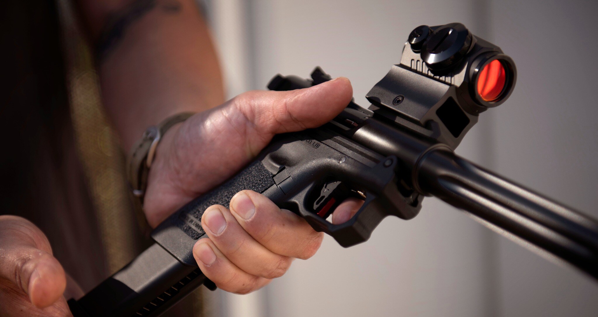 Airsoft replica product photograph 13